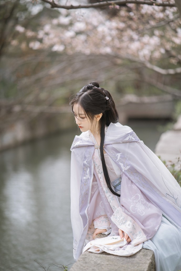 穹幕视频